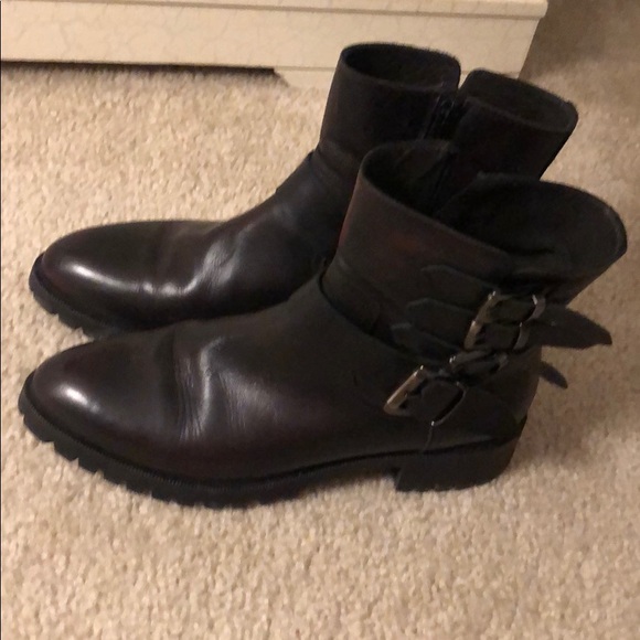 Ankle leather boots - Picture 1 of 7